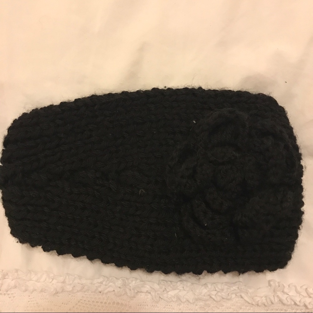 Black Floral Knit Headband
